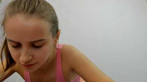 little_aleksa @ chaturbate on 20231011