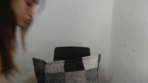 urasianlovelykimxxx @ chaturbate on 20231106