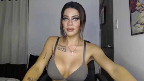 yanniegarcia @ chaturbate on 20240111