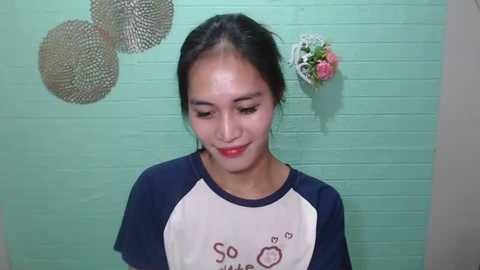 urnaughtypinaynicaxxx @ chaturbate on 20240327