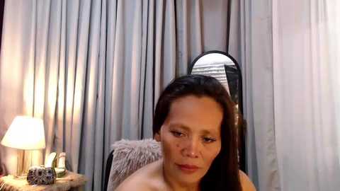 pinaymom69xx @ chaturbate on 20240415