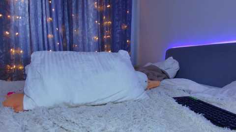 loorelai @ chaturbate on 20240423