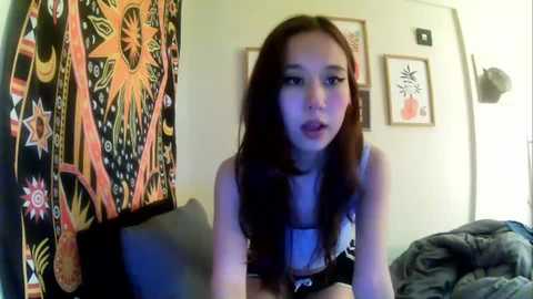 oliviabeer @ chaturbate on 20240427