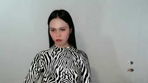 _fannywell @ chaturbate on 20240517