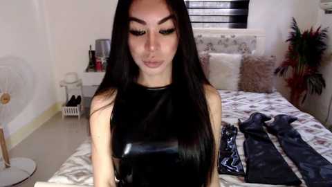 sexenchantresstgirl @ chaturbate on 20240619