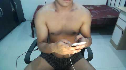 alex1997asian @ chaturbate on 20240621