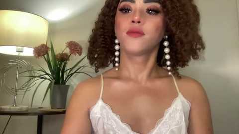 yvonne_guidotti @ chaturbate on 20240707