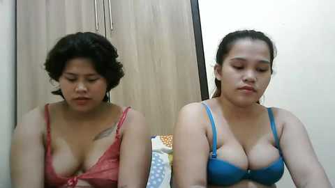 twowetcuties @ chaturbate on 20240709