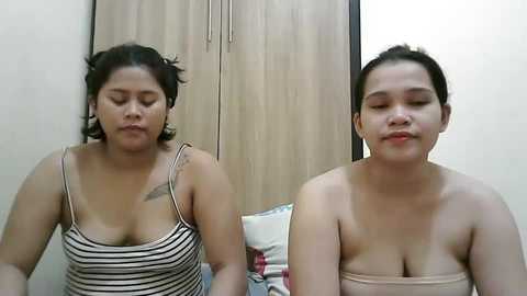 twowetcuties @ chaturbate on 20240713