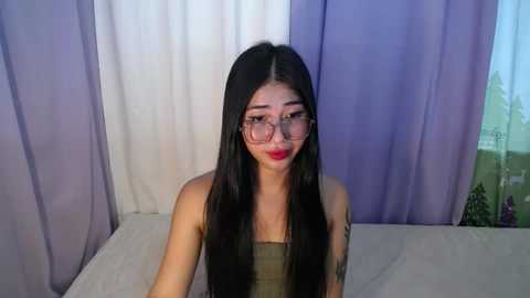 hotsassythelma @ chaturbate on 20240715