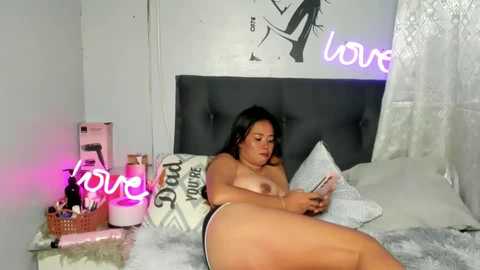 l0la_lyn @ chaturbate on 20240724