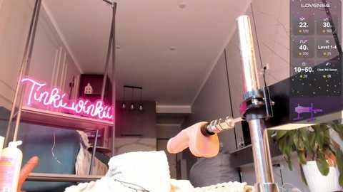 tinki_winkii @ chaturbate on 20240802