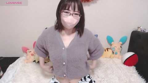 runa_runa_ @ stripchat on 20231216